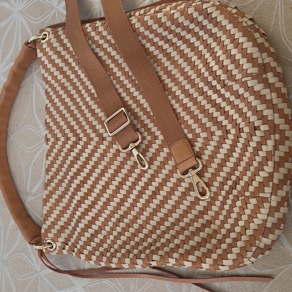 Christopher Kon Woven Leather Shoulder Bag/Crossbody! - Picture 2 of 13